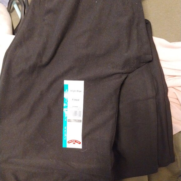NWT High Rise Fitted Black Leggings Size XL - Picture 1 of 2